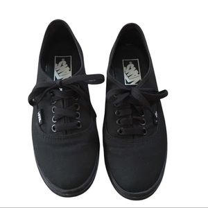 Black Vans Women’s 8